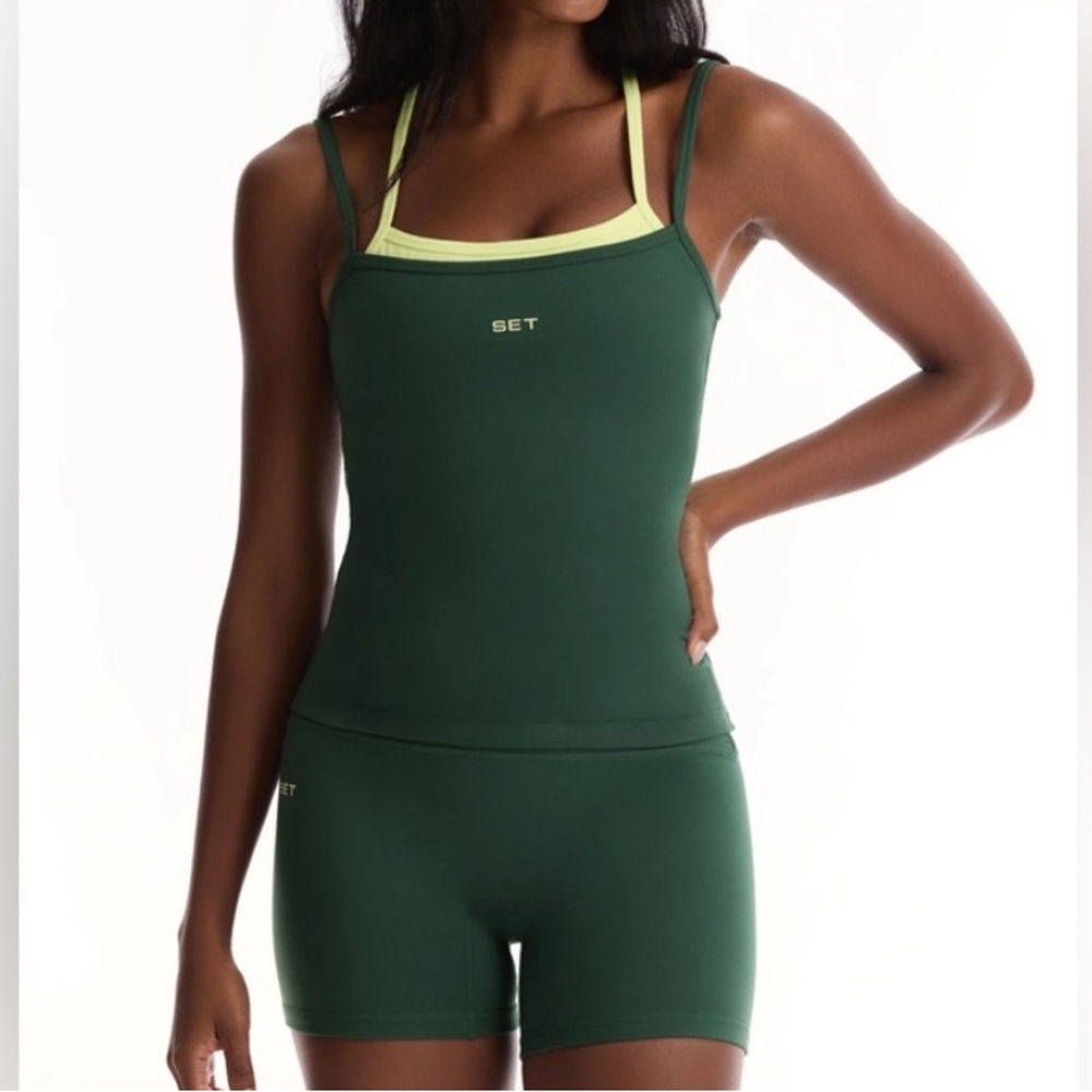 SET Active 818 collab Tank